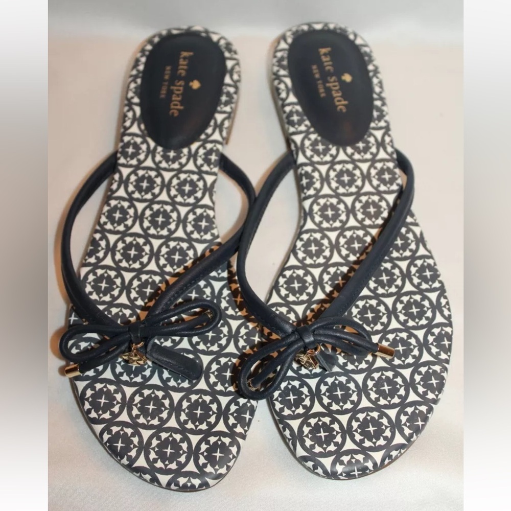 Kate Spade leather bow flip flops sandals